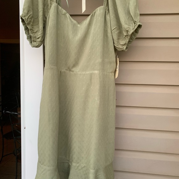 NWT! Altar’d State soft, self-embossed Green Dress. Size Small - Picture 6 of 12